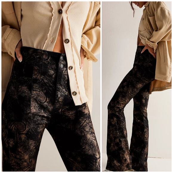 Free People We The Free Jayde Metallic Printed Flare Jeans In Black Tie Size 25 - Picture 10 of 10